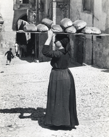 Photo: Hilde Lotz-Bauer