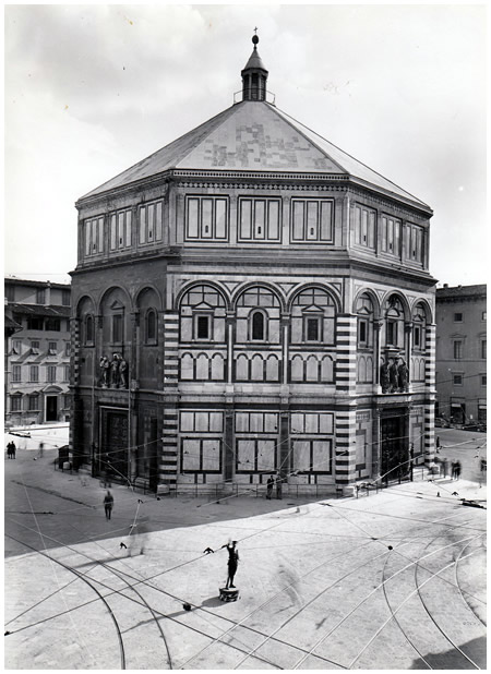 Battistero di San Giovanni by Hilde Lotz-Bauer
